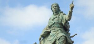 juana azurduy estatua