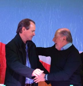 bordet y busti dandose la mano jun 2017