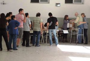 elecciones cola de votantes ago 2017